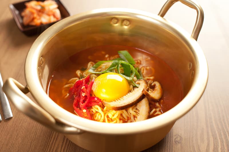 South Korean Instant Noodle Ramyun Ramyeon Exports 2020 Record High COVID-19 Info Coronavirus