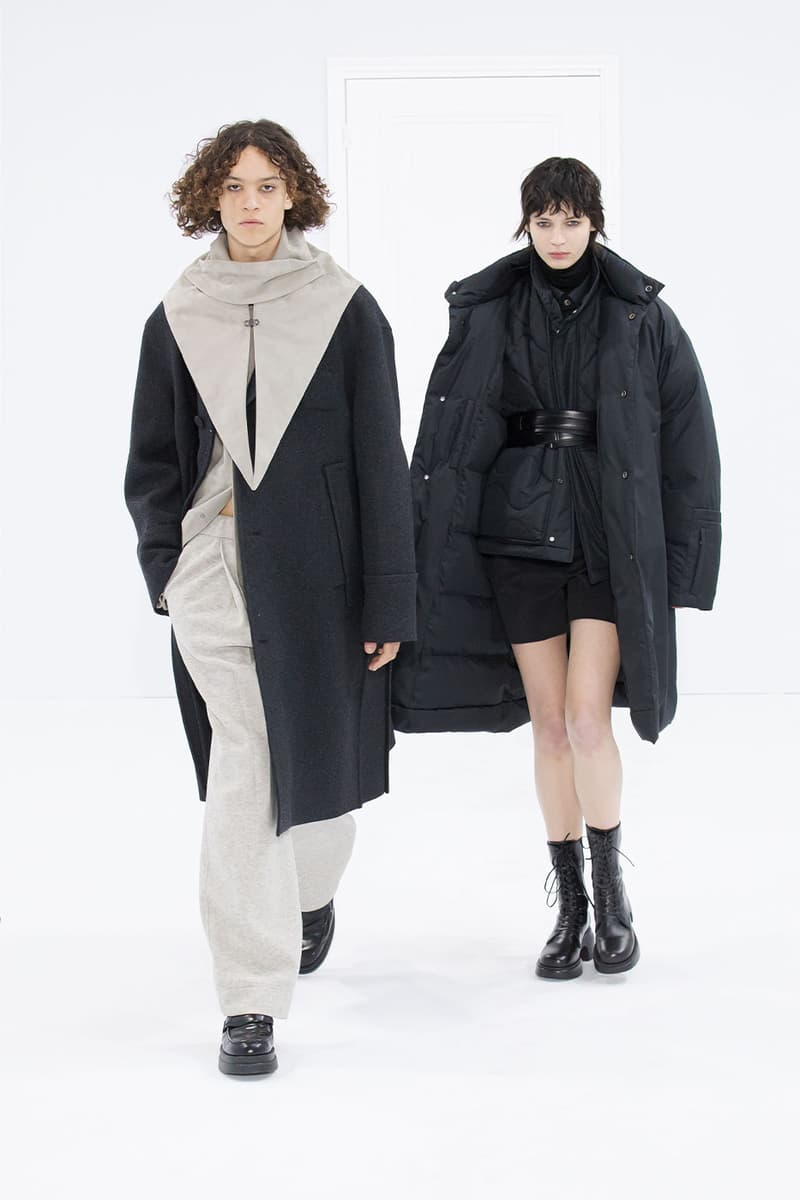 WOOYOUNGMI FW22 Finds the Sweet Spot for Comfortable Layering and Soft Tailoring fall/winter 2022 Paris Fashion Week Runway Collection
